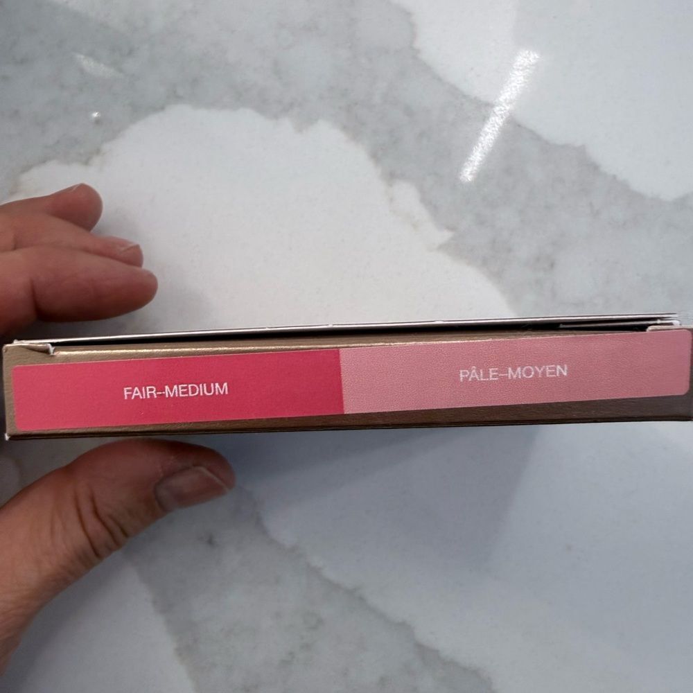 NWT Charlotte Tilbury HOLLYWOOD BLUSH & GLOW GLIDE PALETTE
LIGHT TO MEDIUM - Picture 6 of 11